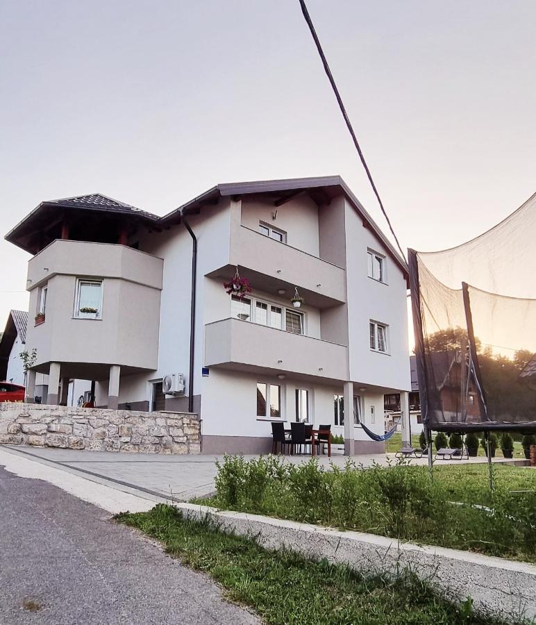 Apartmani Bilic Korenica Extérieur photo